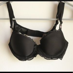 Black lace Victoria secret Demi bra